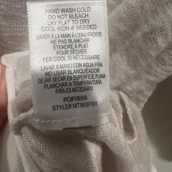 Bobeau Long Sleeve burnout V neck casual Blouse Size M NW - Picture 5 of 7